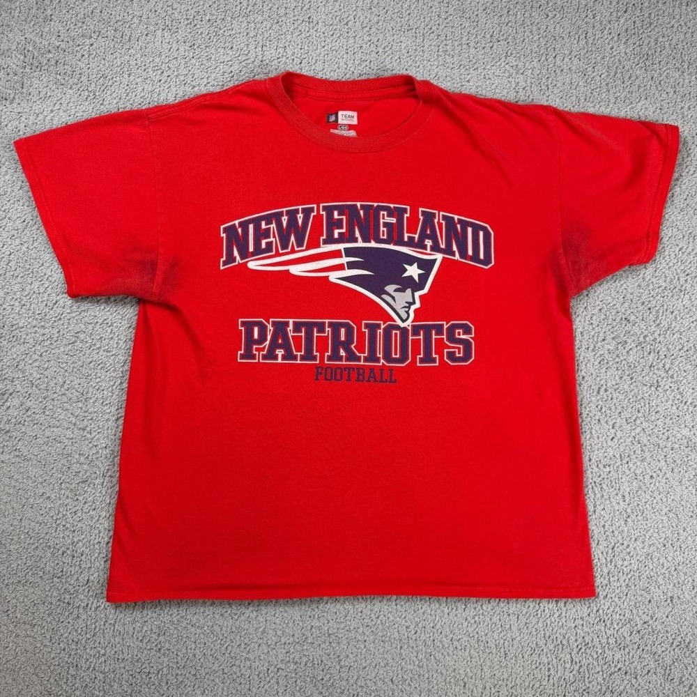 NFL Team Apparel New England Patriots Red Graphic T-Shirt Mens Large 3739